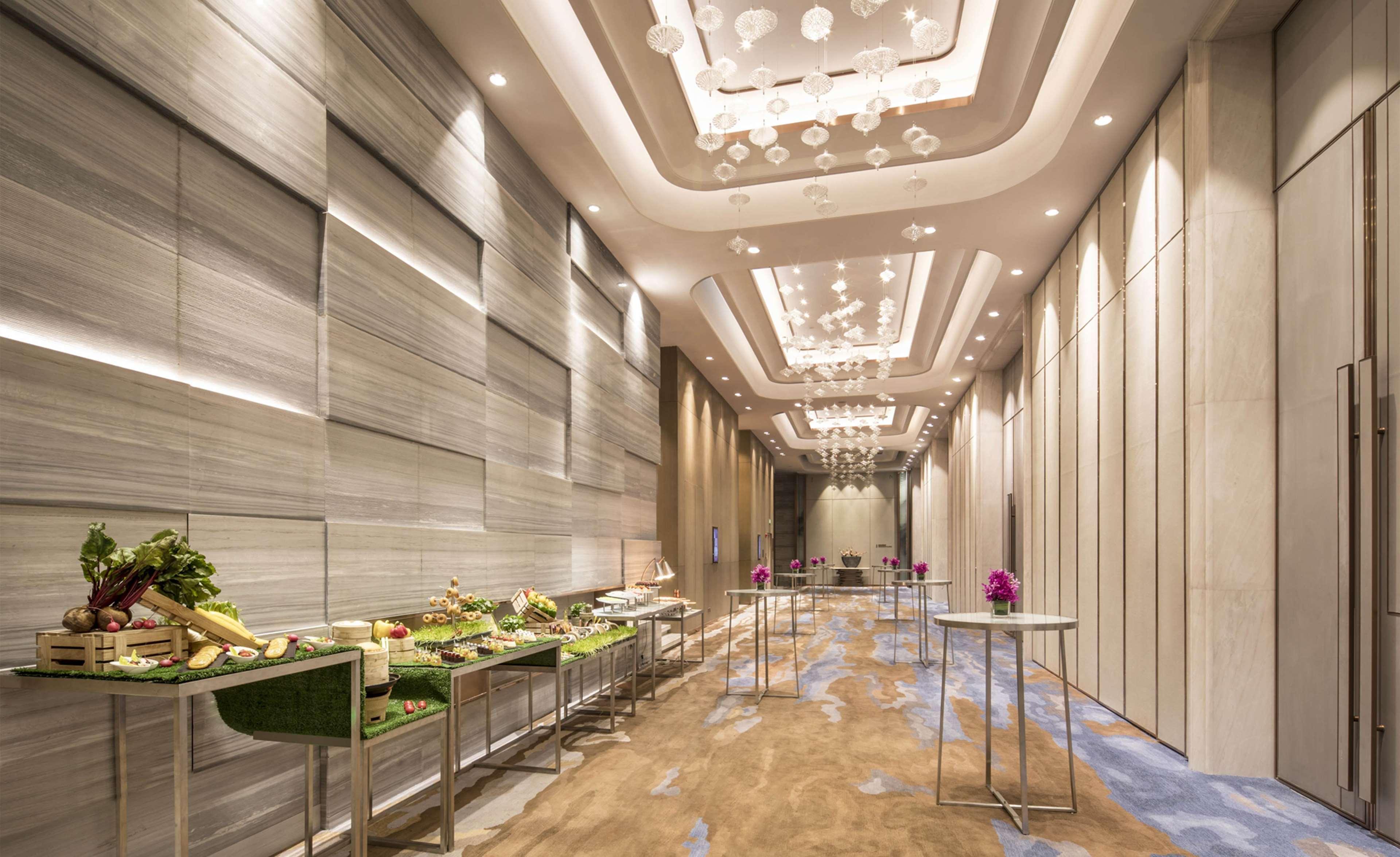 Doubletree By Hilton Hotel Shenzhen Longhua, Near Huawei, Foxcnn, Shenzhen North Railway, Uniwalk & Uniworld Shopping Mall, Sam'S Club Kültér fotó