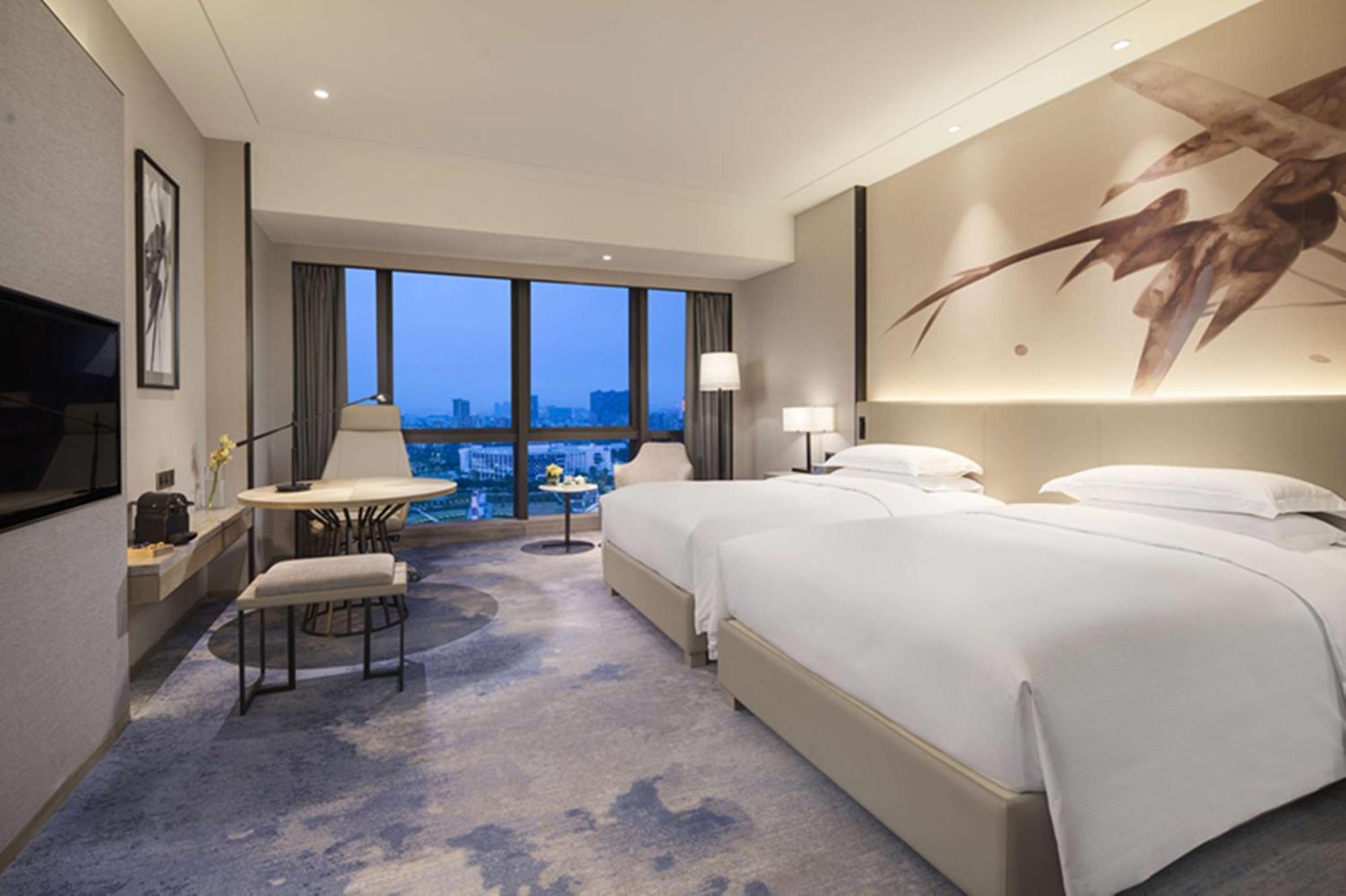 Doubletree By Hilton Hotel Shenzhen Longhua, Near Huawei, Foxcnn, Shenzhen North Railway, Uniwalk & Uniworld Shopping Mall, Sam'S Club Kültér fotó