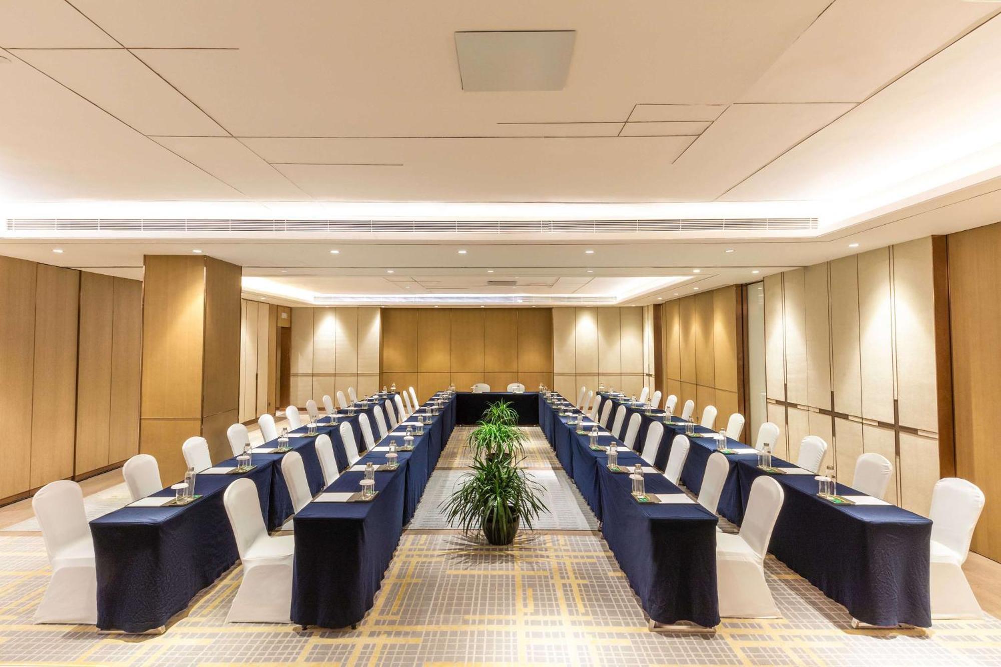 Doubletree By Hilton Hotel Shenzhen Longhua, Near Huawei, Foxcnn, Shenzhen North Railway, Uniwalk & Uniworld Shopping Mall, Sam'S Club Kültér fotó