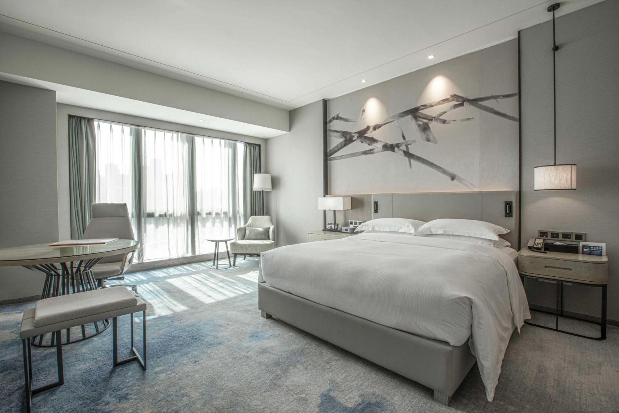 Doubletree By Hilton Hotel Shenzhen Longhua, Near Huawei, Foxcnn, Shenzhen North Railway, Uniwalk & Uniworld Shopping Mall, Sam'S Club Kültér fotó